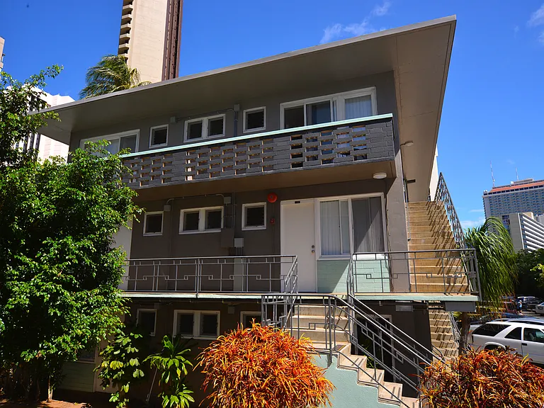Moana Vista Apartments exterior building