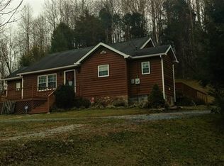 339 Clay St, Castlewood, VA 24224