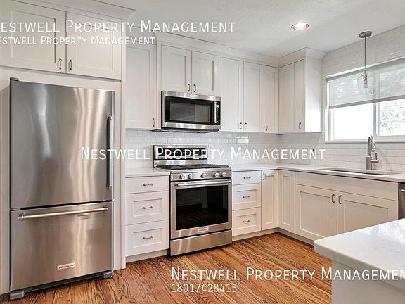 2nd image of 1335 E Maplewood Dr #A