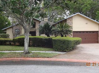 2932 Bridlewood Dr, Palm Harbor, FL 34683