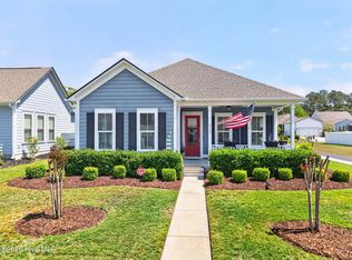9142 Village Lake Dr, Calabash, NC 28467