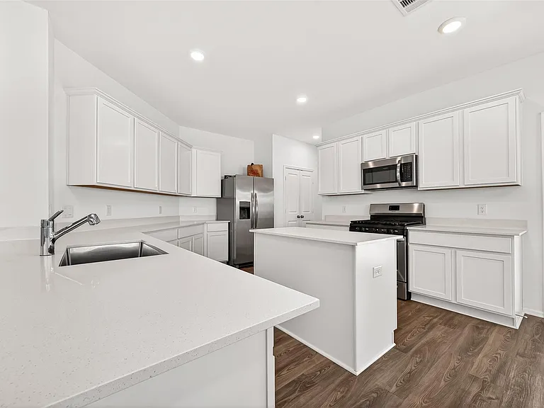 22215 Scarlino Dr — Photo 18