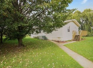 4839 County Road 5 NE, Isanti, MN 55040