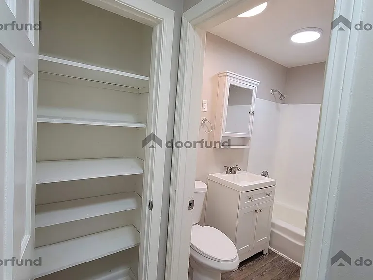 208 Columbus St #11 — Photo 4
