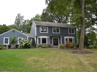 206 Taylor Ln, Middletown, NJ 07748