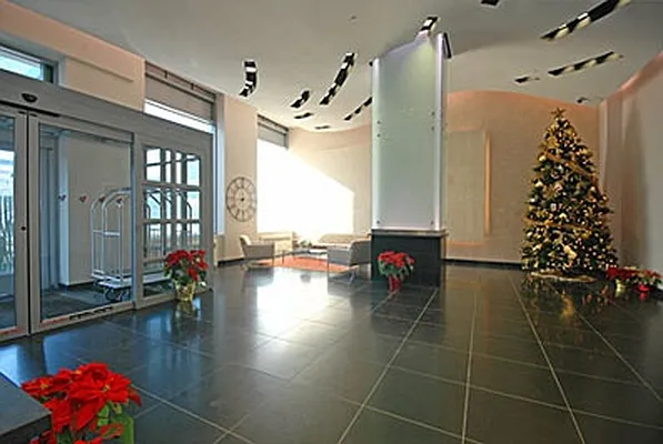 Rented by Nest Seekers International | media 34
