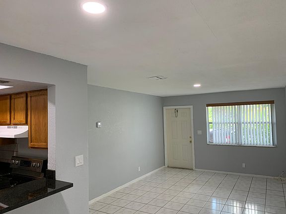3rd image of 5846 NW 23rd St