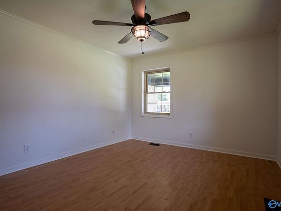 4th image of 189 Estate View Dr
