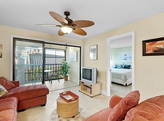 4th image of 7760 Buccaneer Dr APT C7