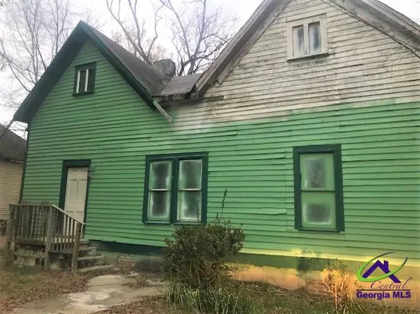 213 E Johnson St, Dublin, GA 31021
