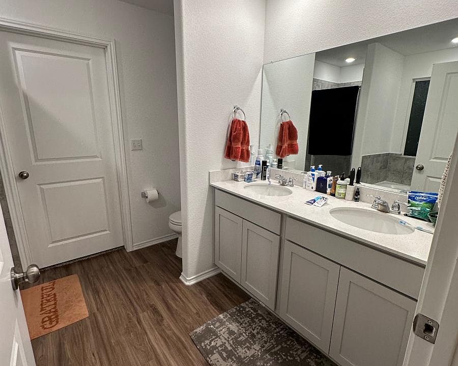 321 Barcelona, Kyle, TX 78640 Zillow