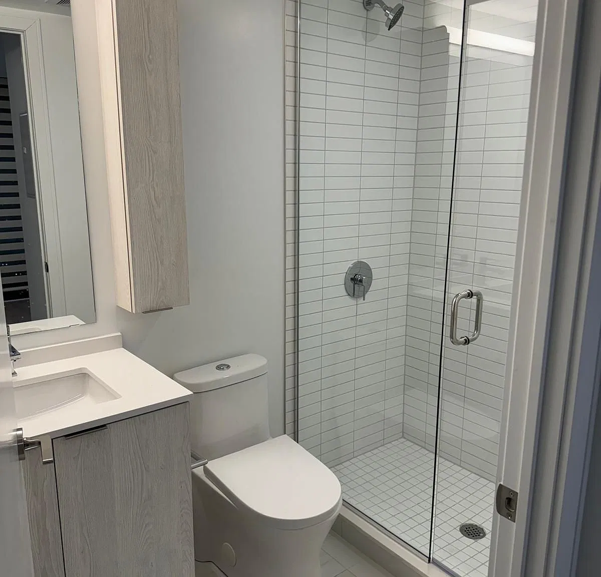 2 bed, $2,400 — Photo 4
