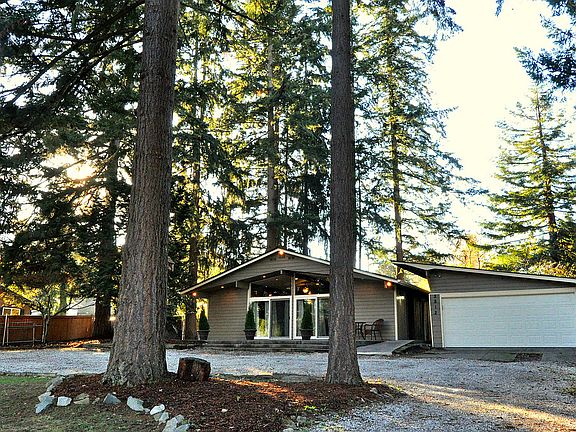 2nd image of 5812 48th Ave E
