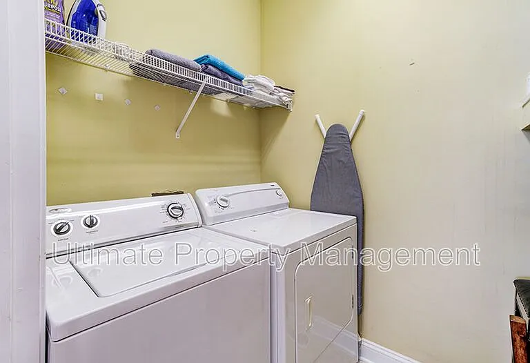 618 S 3rd St #2 — Photo 16