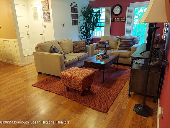 3rd image of 124 Griggs Pl #124