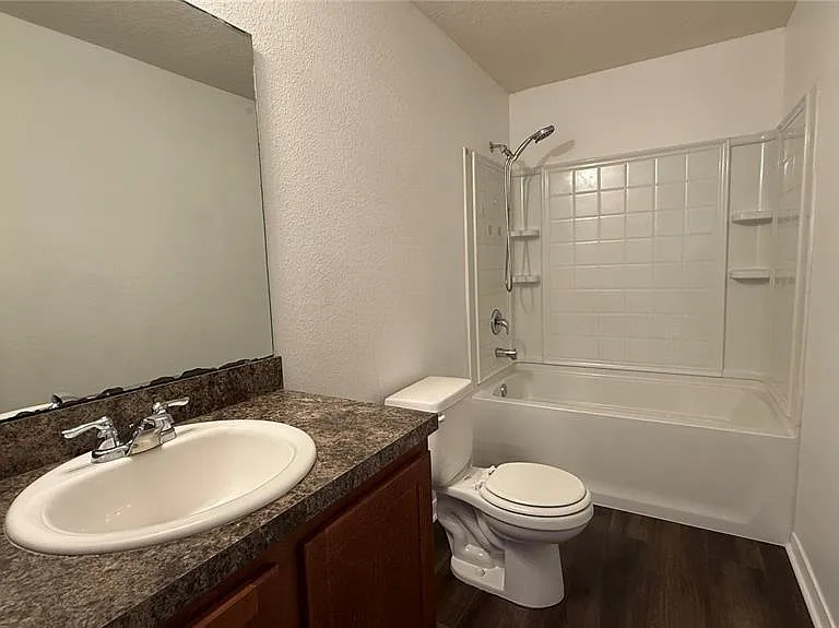 15 Renshaw Dr — Photo 25
