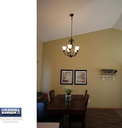 Dining with Vaulted Ceilings