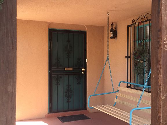 5th image of 1025 Manzano Ct NW