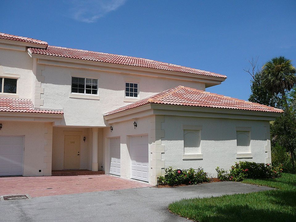 1st image of 576 7th Sq APT 102