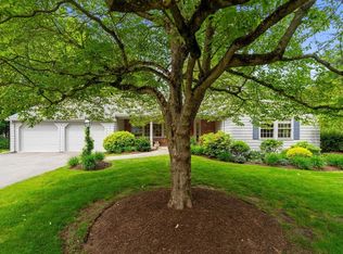 11 Minola Rd, Lexington, MA 02421
