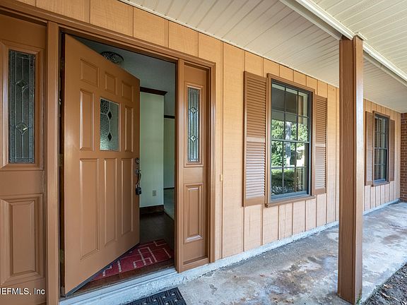 2nd image of 604 MIRAMAR Court
