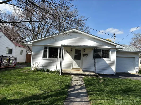 307 Florence Ave, Sabina, OH 45169