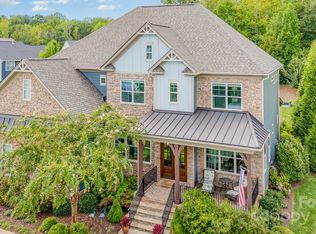 6211 Jepson Ct, Charlotte, NC 28214