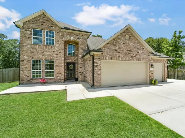 82 Road 6607, Dayton, TX 77535