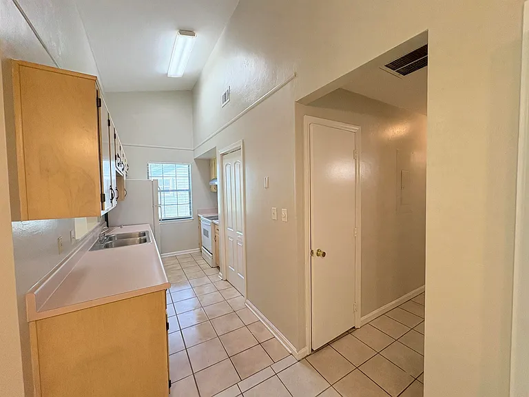 3245 Mound Dr — Photo 7