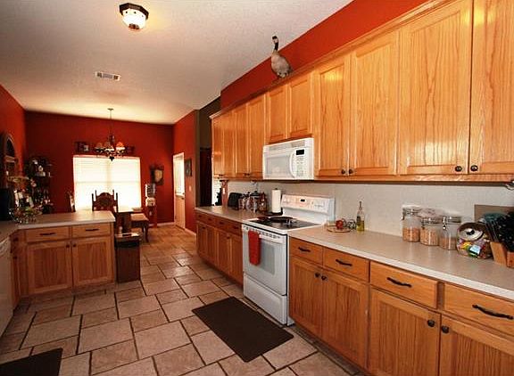 3rd image of 1157 County Road 204