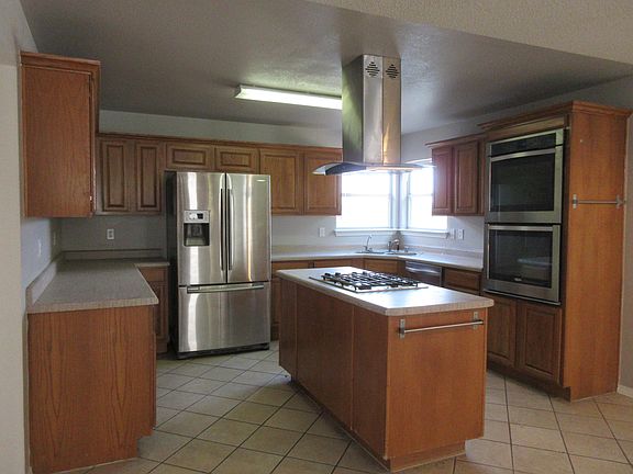 3rd image of 12421 Tierra Nogal Dr