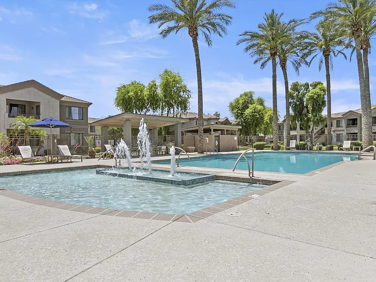 Adiamo Palm Valley Apartments, Goodyear, AZ