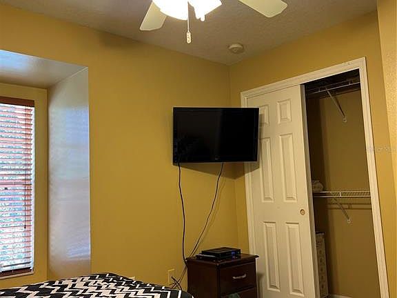 4th image of 2678 Mayaguana St