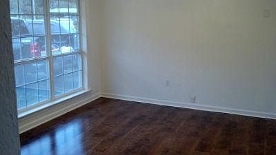 3rd image of 4414 Burgess Dr