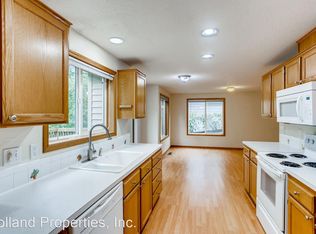 179 NE 49th Ave, Hillsboro, OR 97124