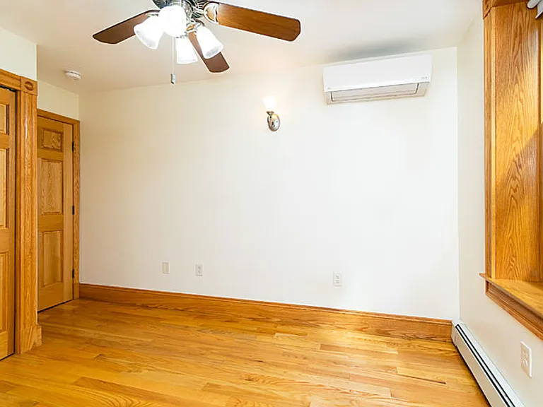 29 Phillips St #1 — Photo 5