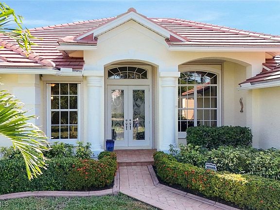 3rd image of 8420 Southwind Bay Cir