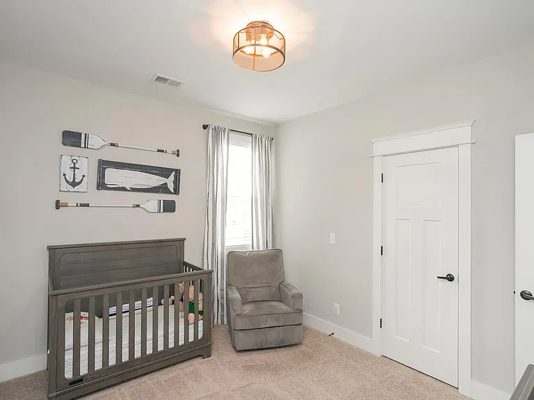 647 James Ave #A — Photo 31
