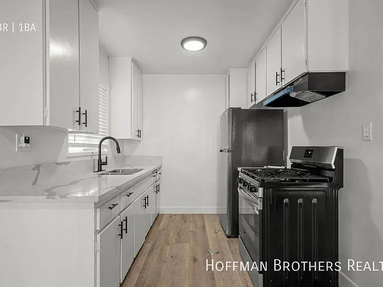 3878 S Potomac Ave #11 — Photo 4