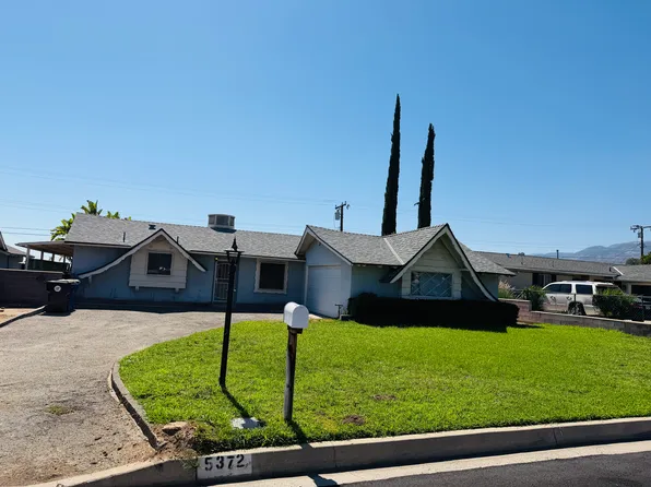 5372 Golondrina Dr, San Bernardino, CA 92404