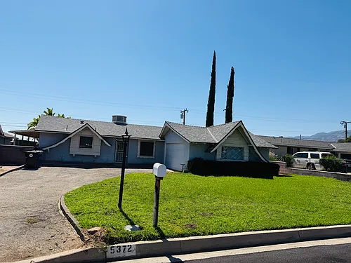 5372 Golondrina Dr Photo 1