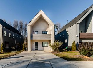 4007 Merlane Dr, Charlotte, NC 28206