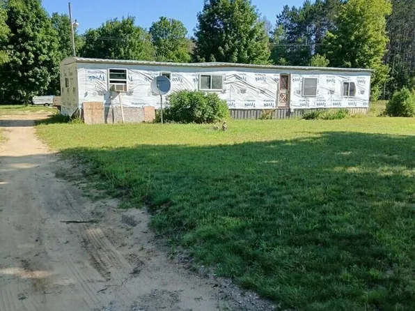 12688 Cinder Rd, Beulah, MI 49617