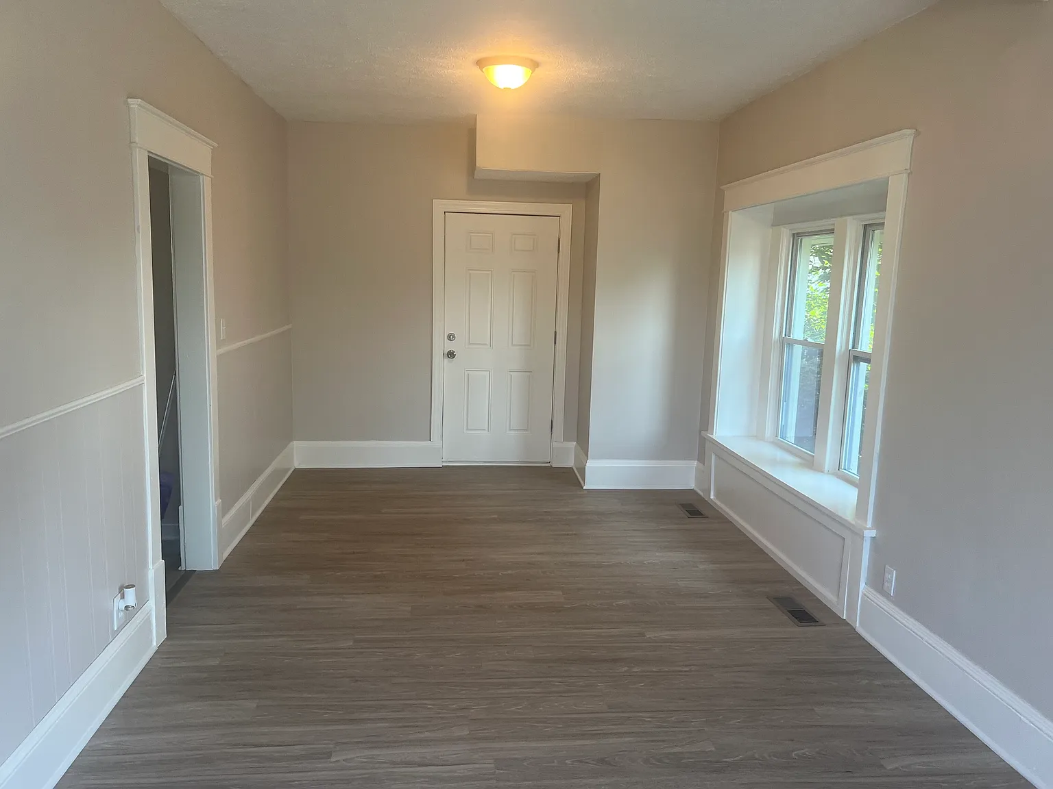 3 bed, 1290 sqft, $1,295 — Photo 4
