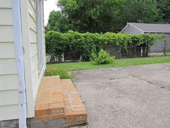 3rd image of 455 Noah Ave