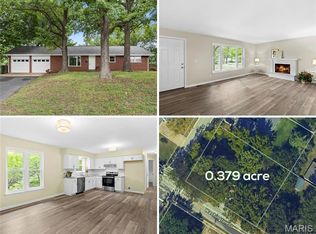 445 Washington St, Florissant, MO 63031