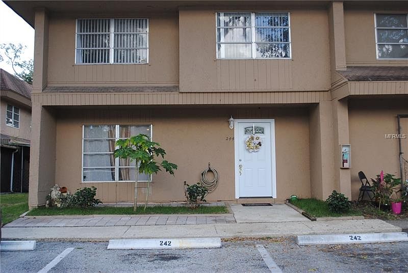 1st image of 244 Amherst Ave #16