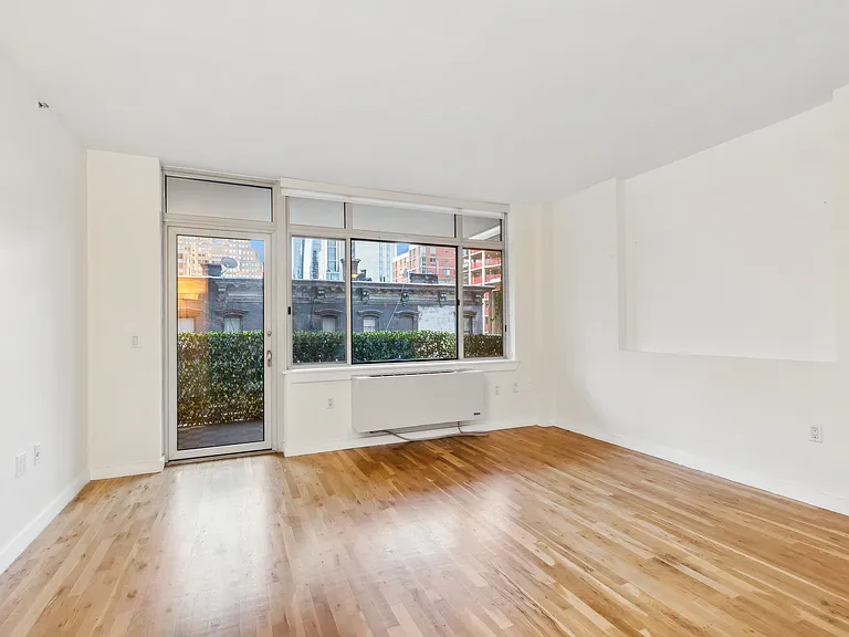 502 9th Ave #6B — Photo 3