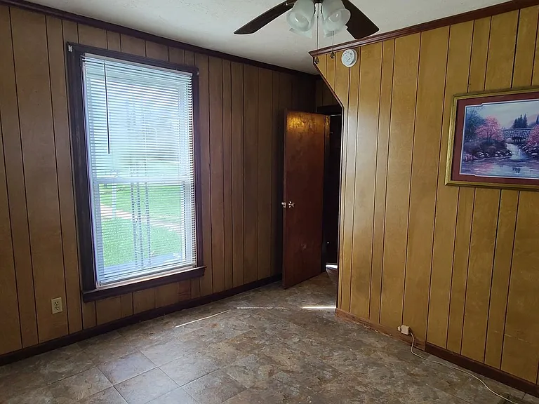 2920 Richmond St — Photo 13