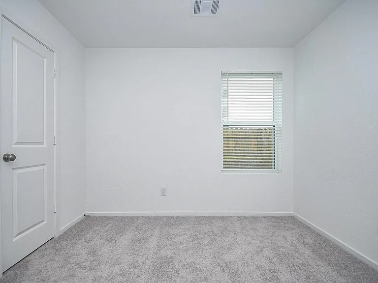 923 Capracotta Dr — Photo 5